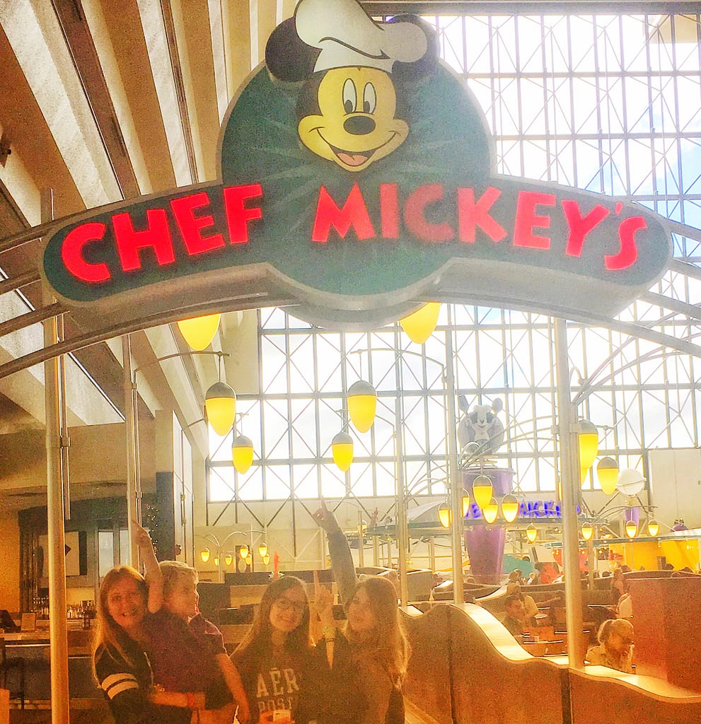 chef-mickey's